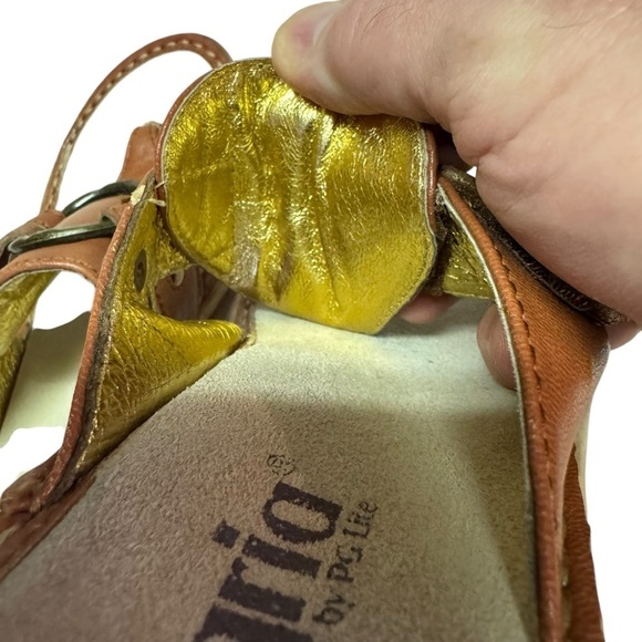 Alegria Lola Sandals Womens size 37 or US 7M Cognac Leather Wedge T Strap Style - Picture 9 of 10